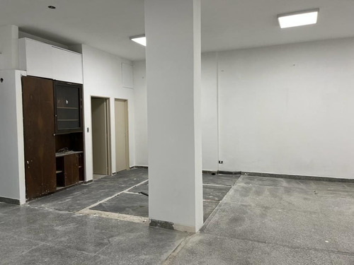 Imagen 3 de 11 de Local Comercial Venta 297 M2 Barrio Norte Financiacion