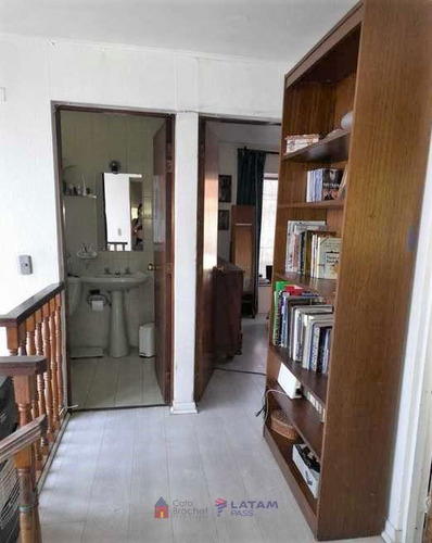 Casa En Venta De 3 Dorm. En Ñuñoa