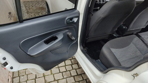 Fiat Uno Attractive 1.0 Nacional