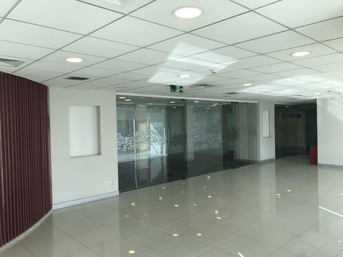 Arriendo Para Oficinas Piso 5 Habilitado Con 718,94 M2  Met