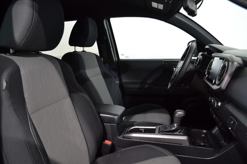 Imagen 9 de 14 de Toyota Tacoma 4x4 Trd Sport 2021