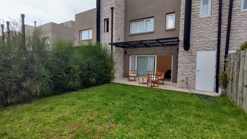 Imagen 13 de 13 de Duplex En Alquiler En Lagoon Pilar
