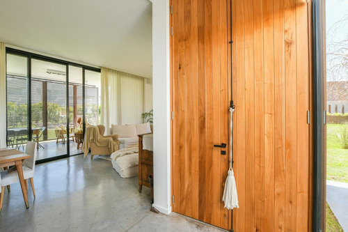 Imagen 5 de 30 de Casa De 3 Dormitorios En Venta Con Piscina Barrio Cerrado San Sebastián Funes