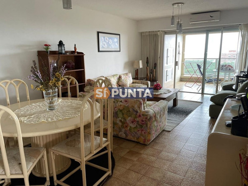 Imagen 6 de 25 de Apartamento En Venta , Cantegril , Punta Del Este