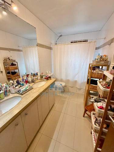 Preciosa Casa En Condominio, San Carlos De Apoquindo