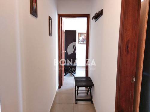 Casa En Punta Colorada - Piriápolis. 600 Metros De La Playa. 6 Personas, 3 Dormitorios, 2 Baños.