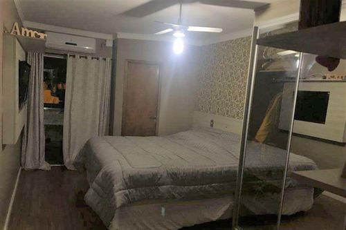 Imagem 12 de 15 de Sobrado Na Penha Com 3 Suítes, 3 Vagas, 150m² - So0387