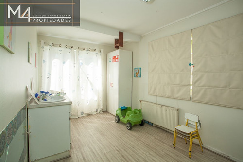 Casa En Tranquilo Barrio Con Excelentes Accesos 7dorm 4bañ