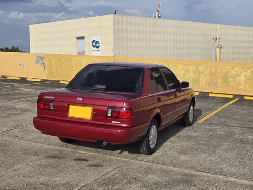 Nissan Sentra 1.6 B13 Lujo