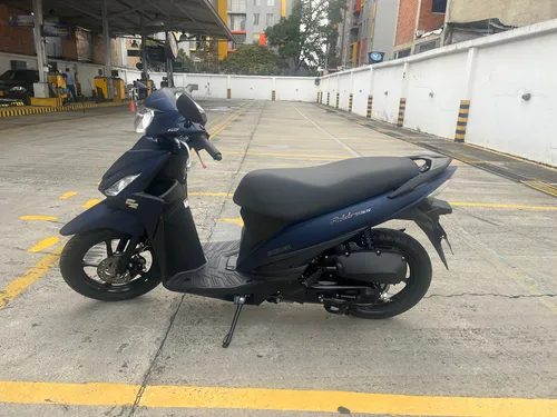 Suzuki Address