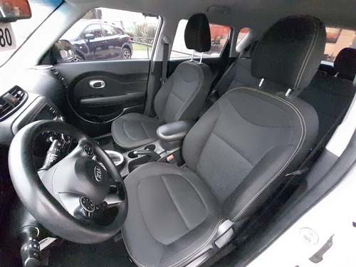 Imagen 9 de 17 de Kia Soul 1.6 Ex At L14 2017