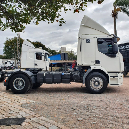 Imagem 7 de 18 de Volvo Vm330 Cavalo 4x2 Toco 2012 - Caminhão Vm 330