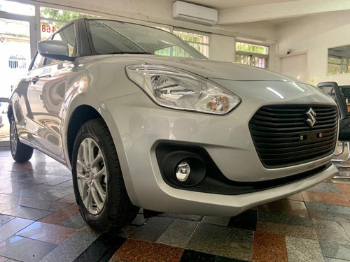 Imagen 2 de 14 de _suzuki Swift Gl 2022 O Km!!!