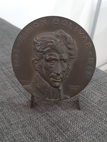 Medallones De Simón Bolívar Con Base 8 Cm De Diámetro 