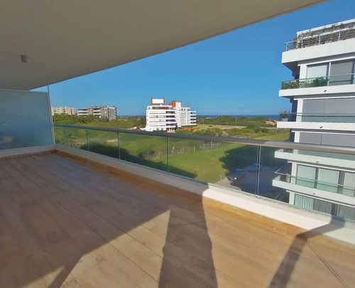 Departamento En Venta En Playa Brava