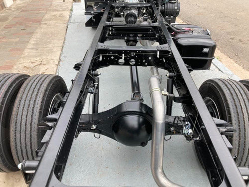 Imagen 6 de 19 de Isuzu Npr75 Cabina Simple Chasis Corto 0km My2023