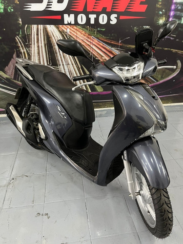 Imagem 2 de 5 de Honda Sh 150i