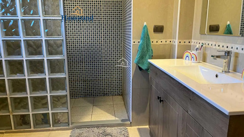 (162877)
