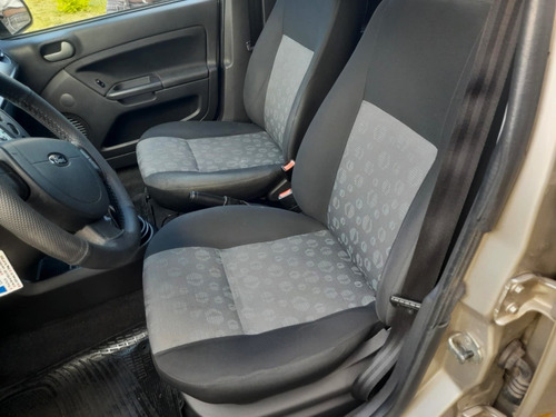 Ford Fiesta 1.6 One Ambiente Plus 98cv