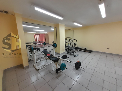 Se Vende Bonito Dpto A Metros De Playa Amarilla, Concón.