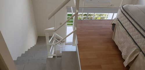 Imagen 11 de 19 de Increible Duplex, Cochera, Balcon, Pileta,jardin Y Parrilla
