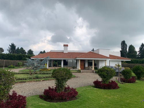 Hermosa Casa Campestre En Exclusivo Lugar De La Sabana De Bogota
