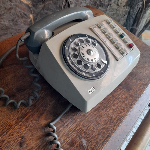 Imagem 2 de 10 de Telefone Ramal Antigo Nec Sem Testar Tomada Estragada