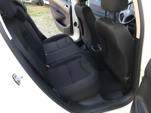 Peugeot 308 1.6 Active 2014