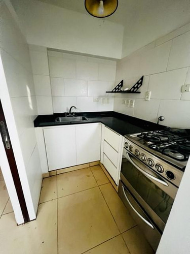 Amplia Oficina (riccheri Y Cordoba)