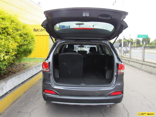 Imagen 20 de 25 de Kia Sorento Trust 2.4 (4*2)