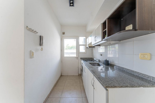 Venta 2 Ambientes Balcón Parrilla Baño Y Toilette