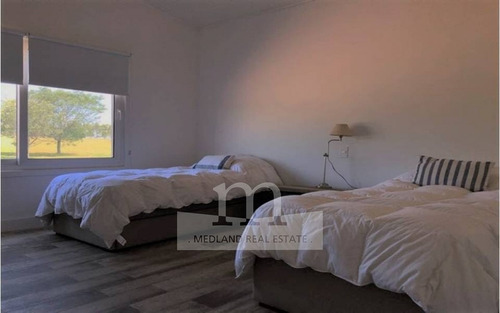 Imagen 13 de 16 de Cómoda Y Luminosa Casa En Venta En El Quijote- Ref: 17