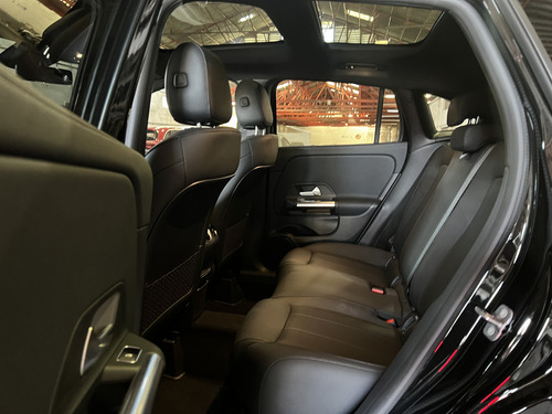 Mercedes-Benz GLA 200 progressive