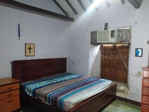 Imagen 14 de 26 de Amplia Y Comoda Casa Colonial, 04120656408 Mls 23-2219