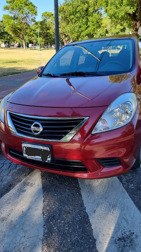Nissan Versa 1.6 Visia Mt