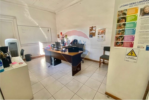 Oficina O Residencial En Recoleta