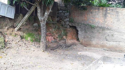 Casa Com 2 Dormitórios À Venda, 70 M² Por R$ 320.000,00 - Dom Bosco - Poços De Caldas/mg - Ca0305