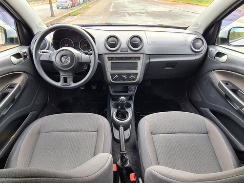 Volkswagen Voyage 1.0 Trend Tec Total Flex 4p