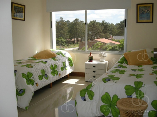 Imagen 11 de 13 de Punta Del Este ,departamento De 43 Dormitorios Y Todos Los Servicios.