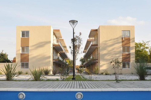 Venta Departamento 1 Dormitorio Moreno Con Cochera