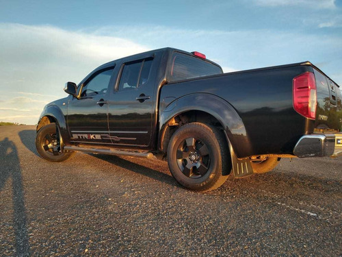 Nissan Frontier 2012 2.5 Strike Cab. Dupla 4x2 4p