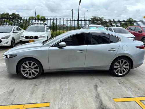 Mazda 3 2.0 Grand Touring At Hibrido Ligero - Mhev
