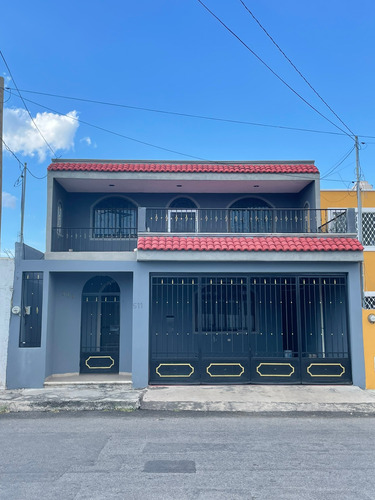 Casa En Venta En Merida Zona Residencial Pensiones 3 Habitaciones 