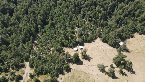 Parcela En Venta De 1 Hectarea Con Dos Casas Nuevas