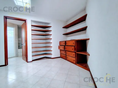Casa En Venta En Jardines De Las Animas