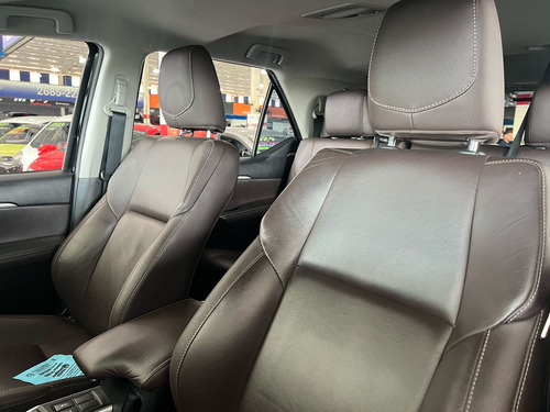 Toyota SW4 2.8 Tdi Srx 7l 4x4 Aut. 5p
