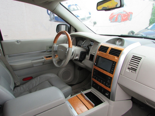 Imagen 8 de 15 de Chrysler Aspen 2008 Limited