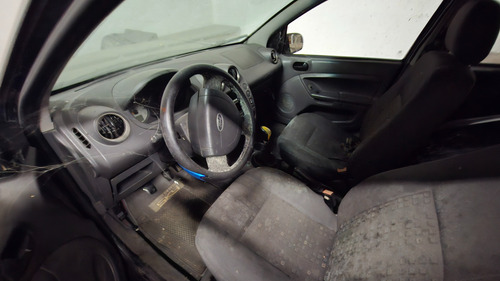 Ford Fiesta Chocado