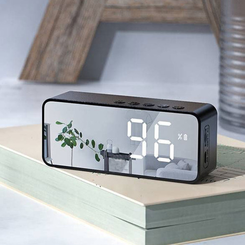 Altavoz Bluetooth Multifuncional Portátil Con Radio Fm