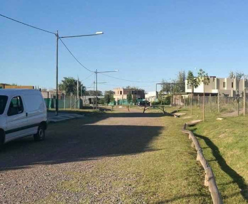 Lotes En El Barrio Nuestra Señora Del Rosario, Mendoza Rugby